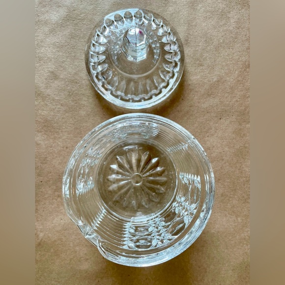 Vintage Indiana Clear Diamond Cut Glass Sugar Bowl with Lid - Picture 7 of 7